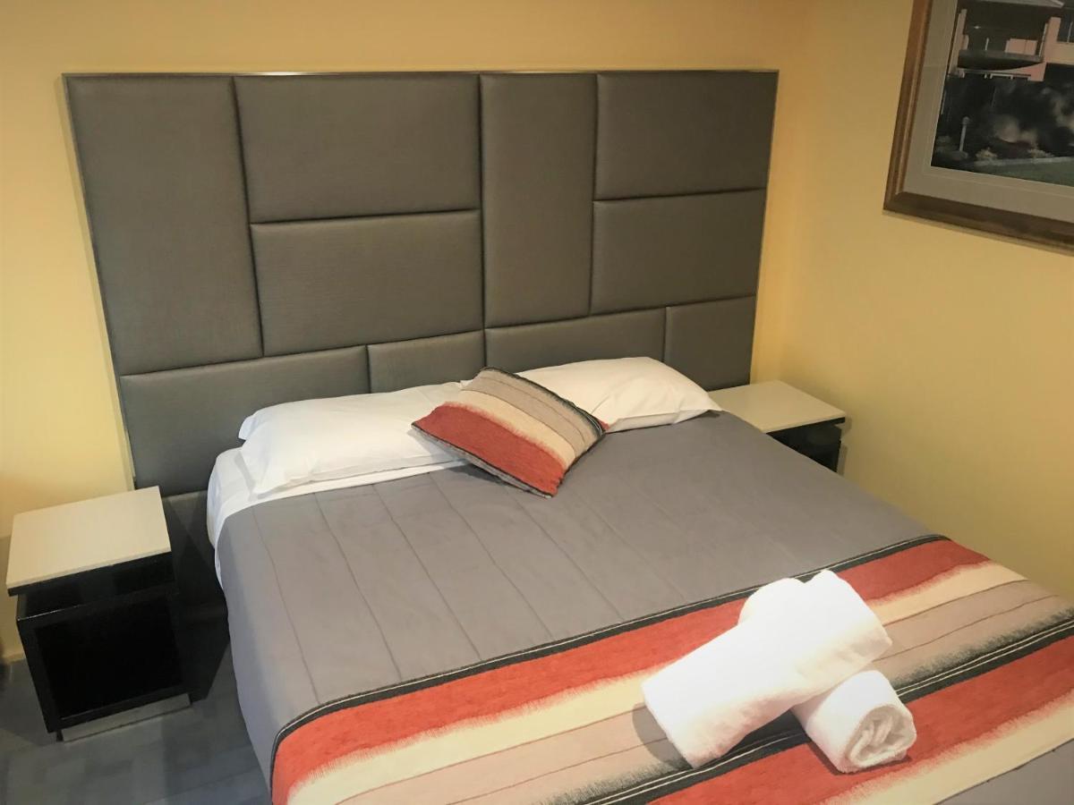 Toukley Motor Inn Экстерьер фото