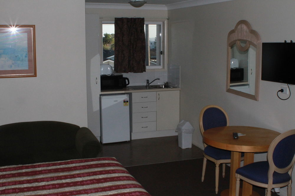 Toukley Motor Inn Экстерьер фото